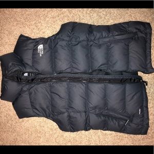Black North Face vest, size small